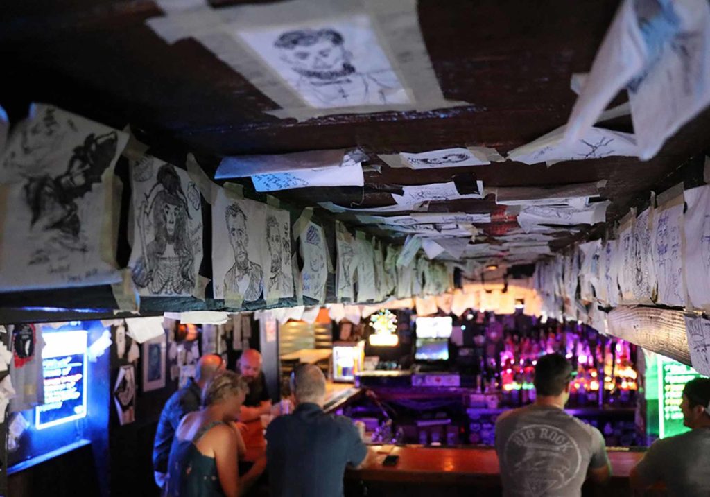 The 17 Best Dive Bars To Visit In America • Hop Culture