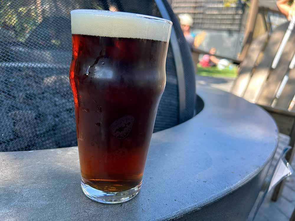 headlands brewing iron horse rustic amber lager